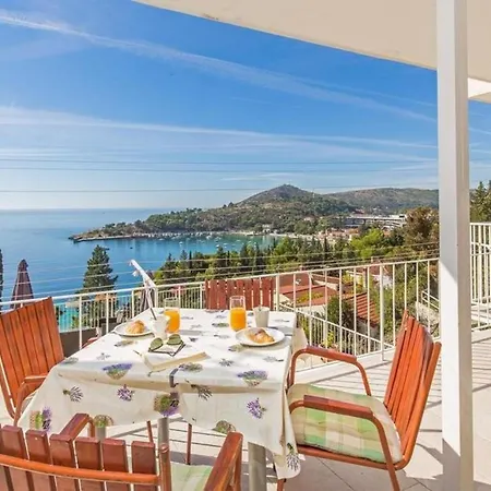 Katica - Premium Two Bedroom With Terrace And Sea View Apartment Mlini