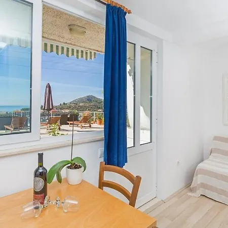 아파트 Katica - Premium Two Bedroom With Terrace And Sea View *
